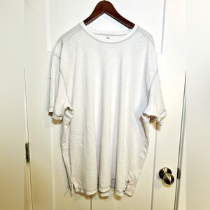 Men’s Tommy Bahama Paradise Blend White T-shirt with light blue stitching XXL